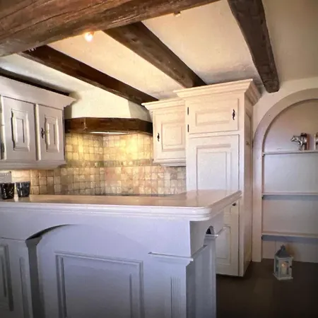 Holiday home Charming Chalet Near Slopes By Nest Courchevel